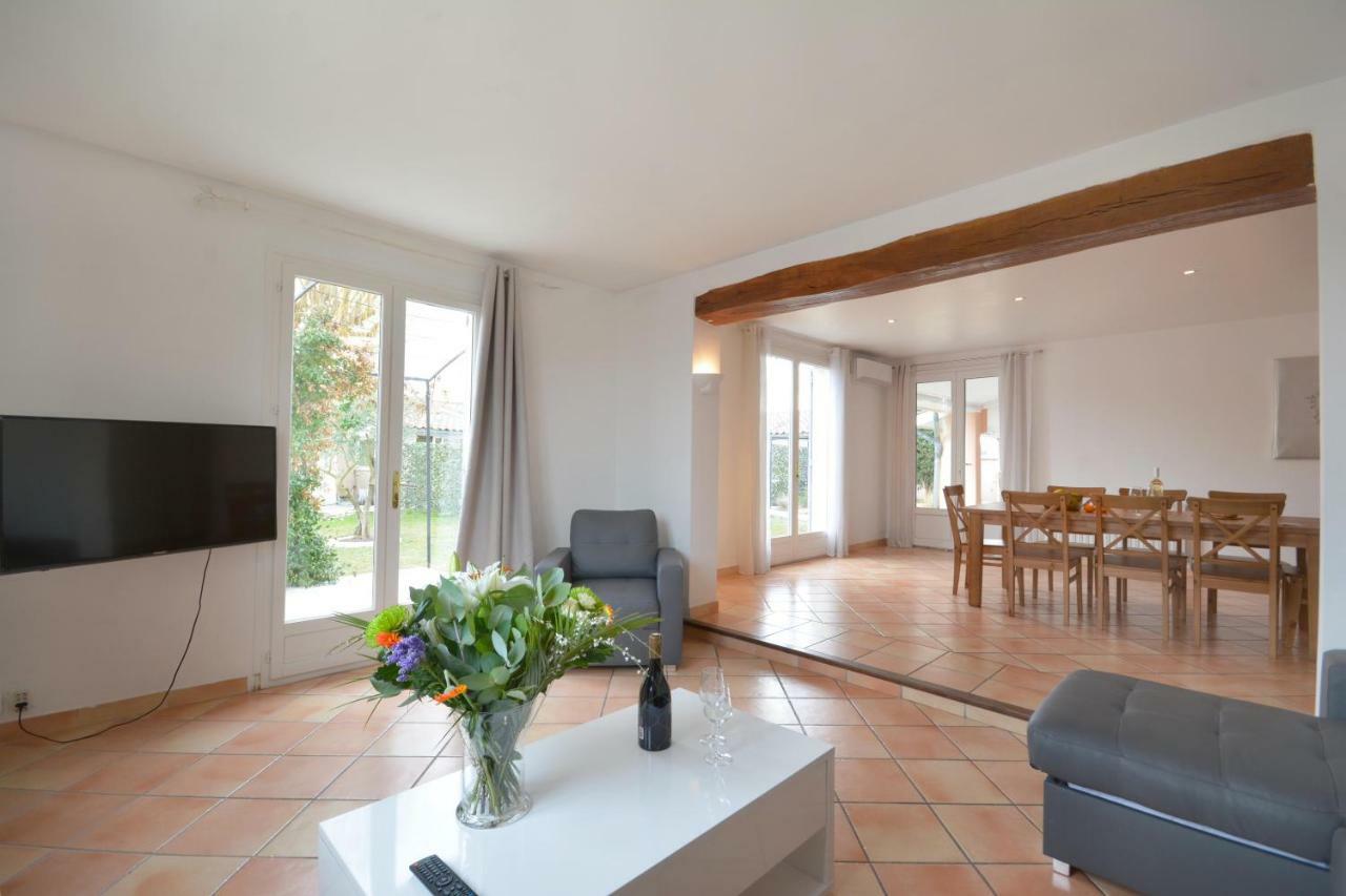 Mas et Gite de la Picholine LʼIsle-sur-la-Sorgue Exterior foto
